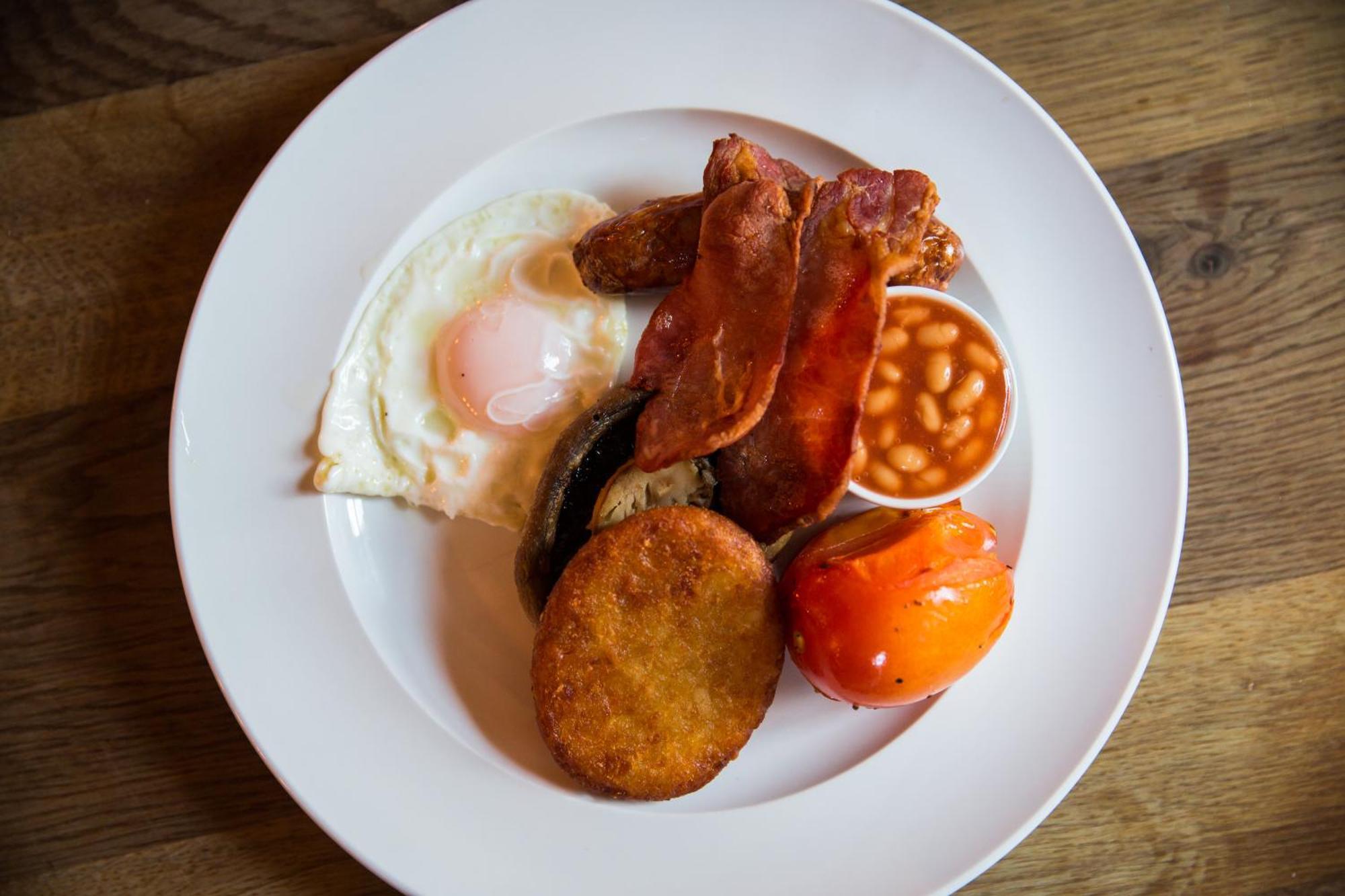 The Red Lion & Manor House 호텔 번셀 외부 사진