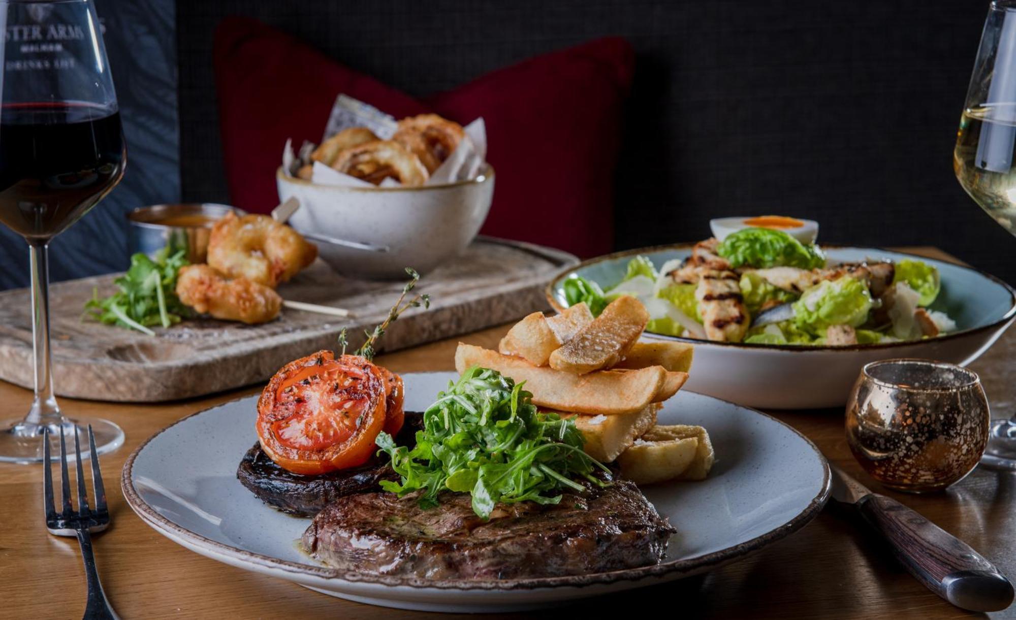 The Red Lion & Manor House 호텔 번셀 외부 사진